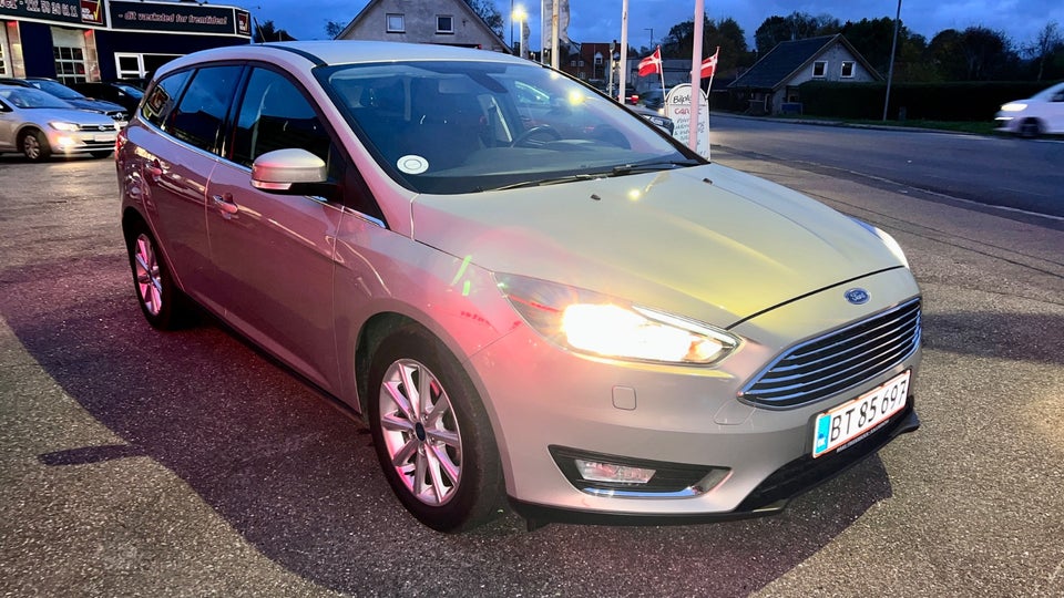 Ford Focus 1,0 SCTi 125 Titanium Fun stc. 5d