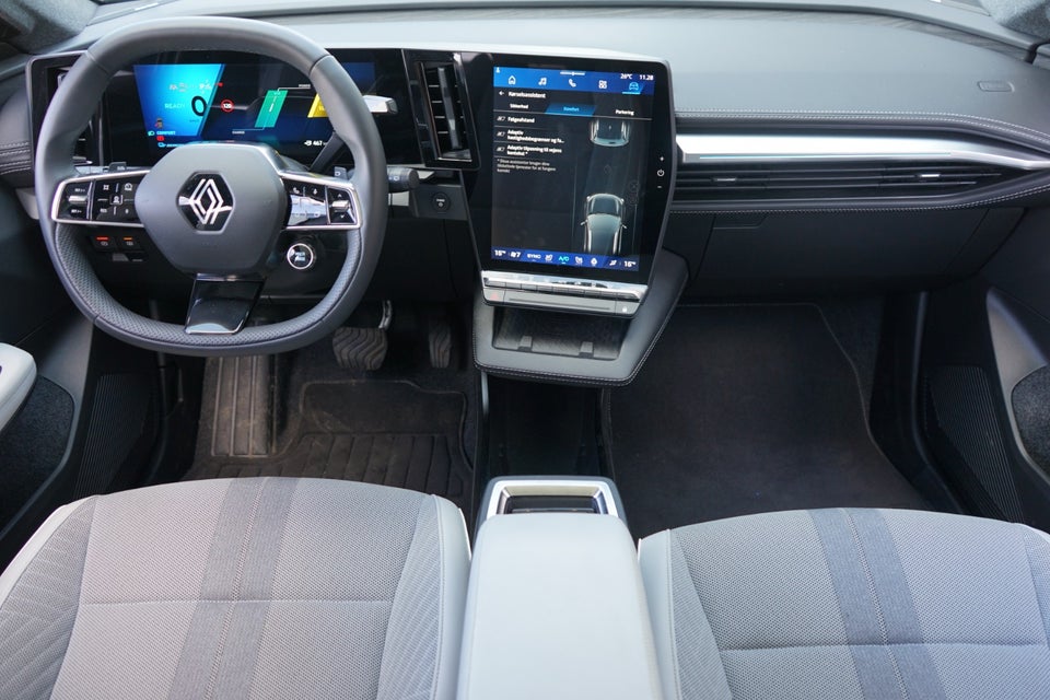 Renault Scenic E-Tech 87 Iconic 5d