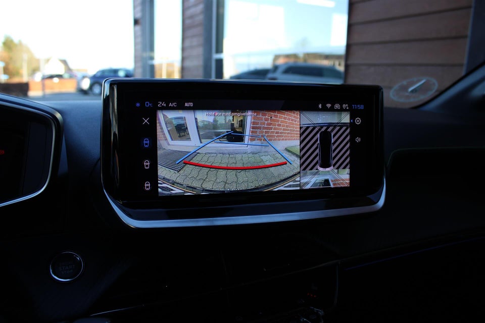 Peugeot e-208 54 GT 5d