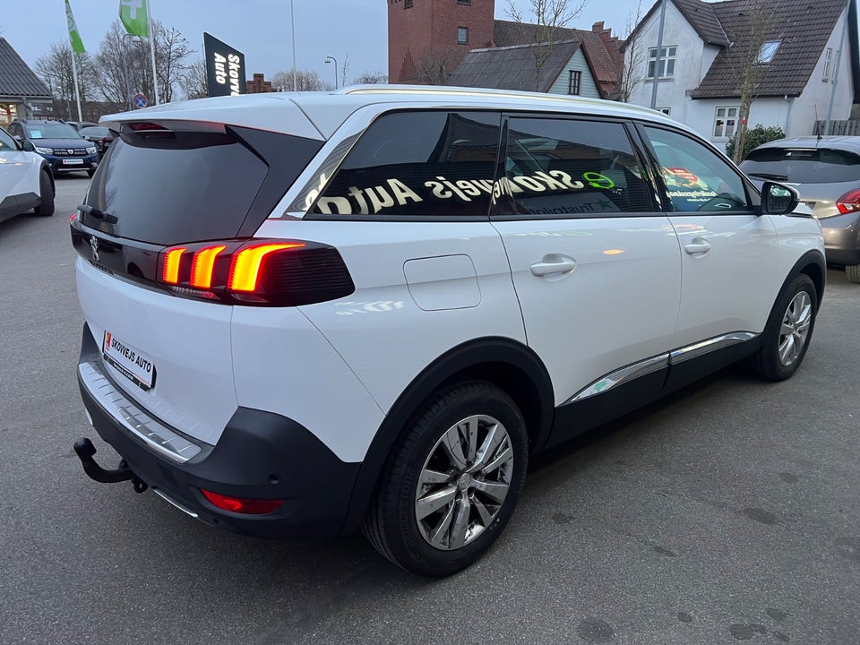 Peugeot 5008 1,5 BlueHDi 130 Allure EAT8 7prs 5d