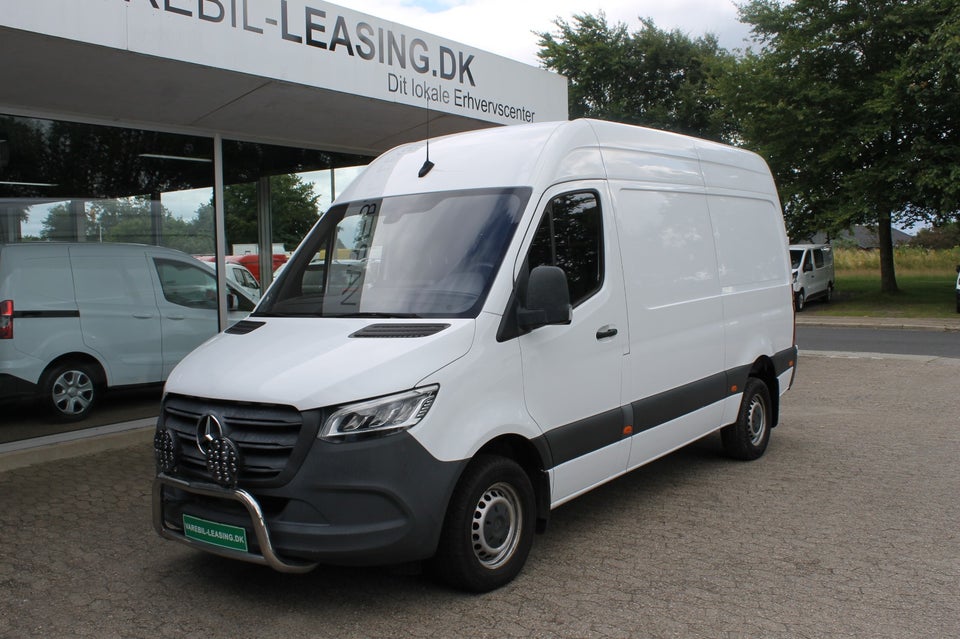 Mercedes Sprinter 319 3,0 CDi A2 Kassevogn aut. RWD