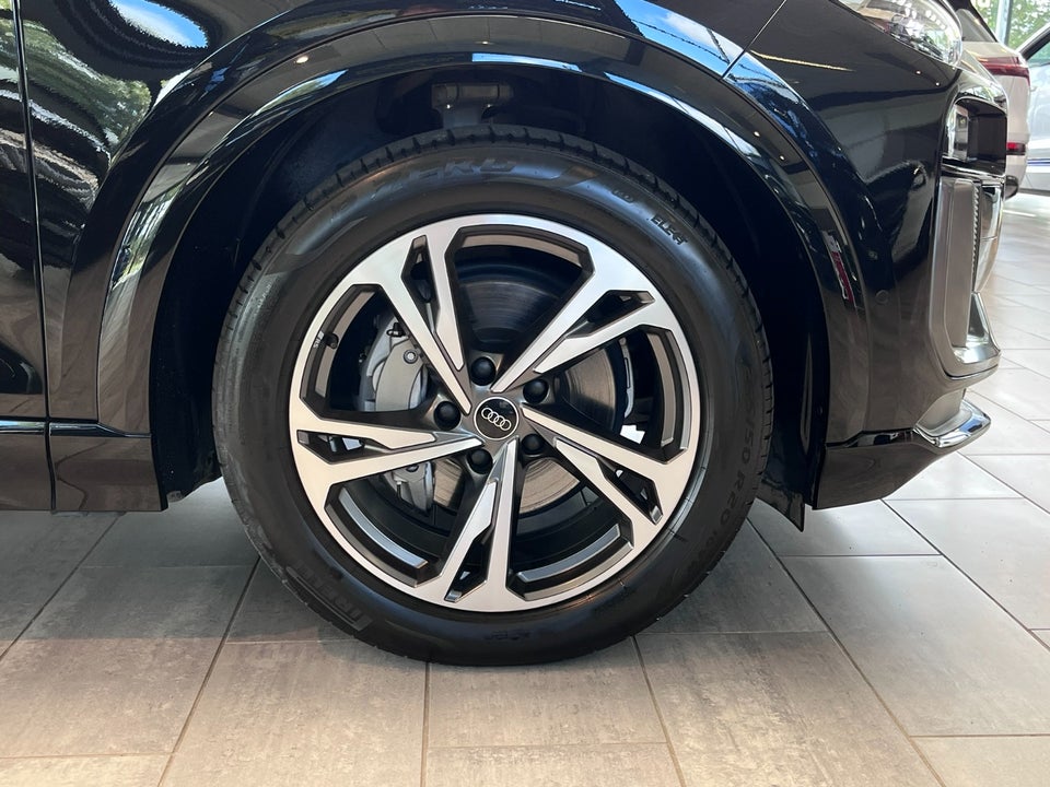 Audi Q6 e-tron Ultra S-line quattro 5d