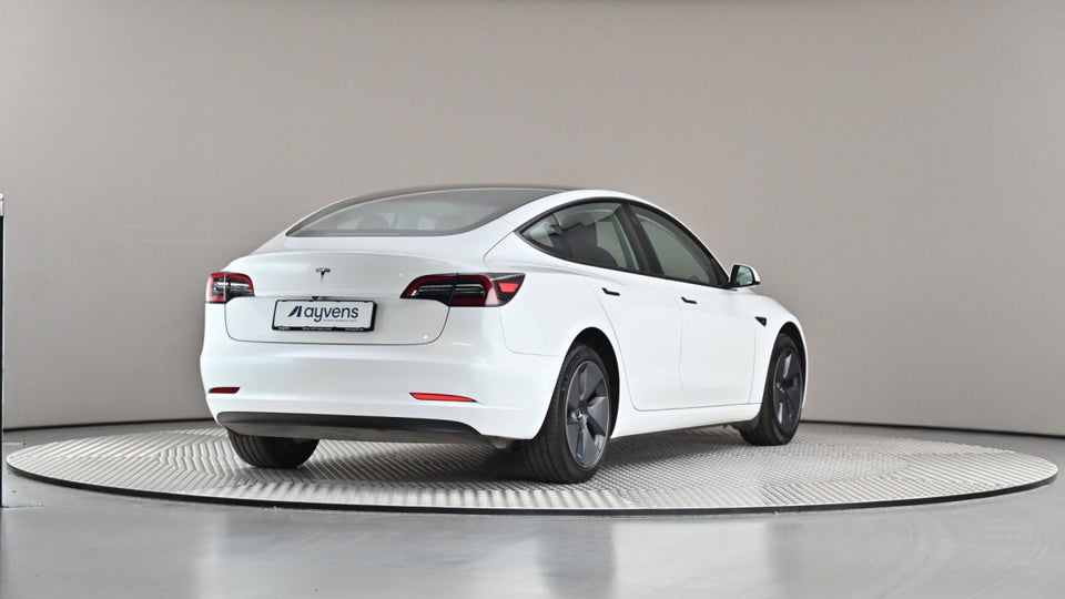 Tesla Model 3 RWD 4d