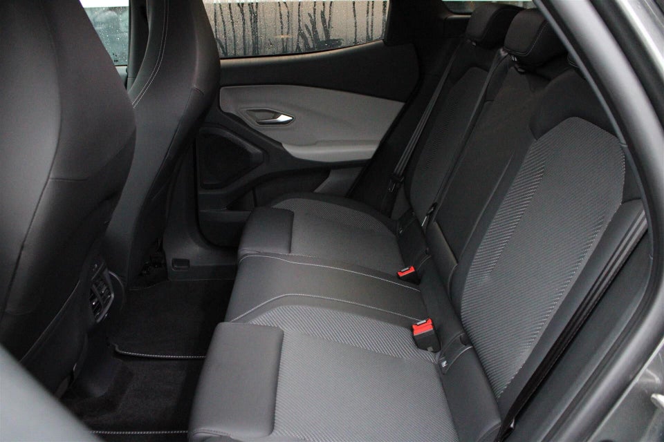 Ford Explorer 82 Select Extended Range 5d