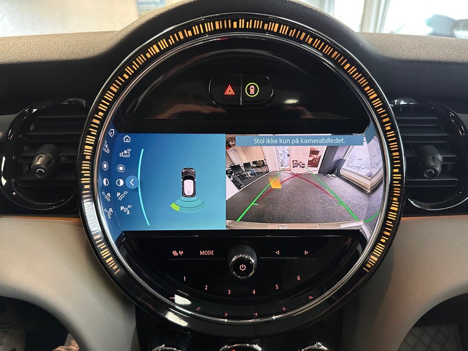 MINI Cooper SE Camden Edition 3d