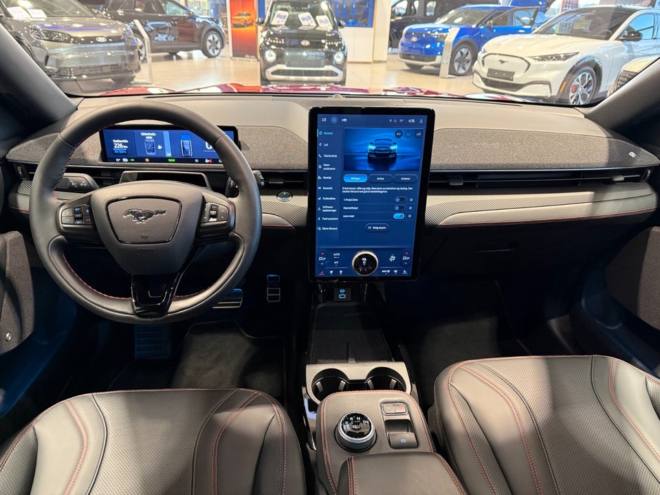 Ford Mustang Mach-E 98 Premium Extended Range AWD 5d