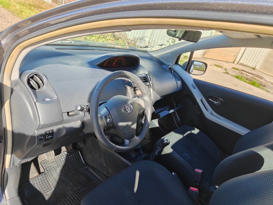Toyota Yaris 1,4 D-4D T4 5d