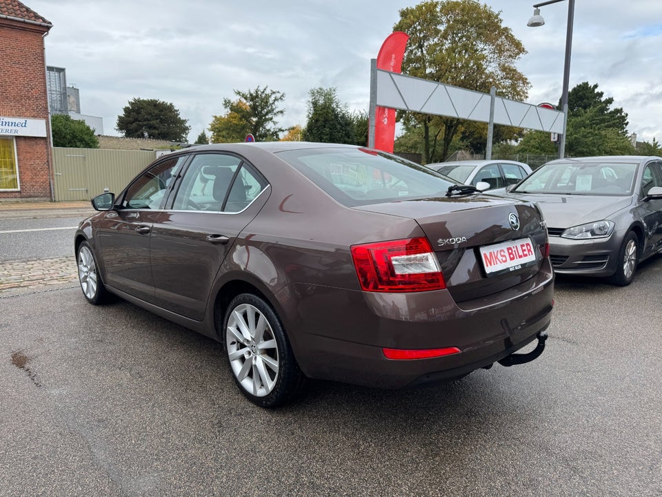 Skoda Octavia 1,4 TSi 140 Elegance DSG 5d