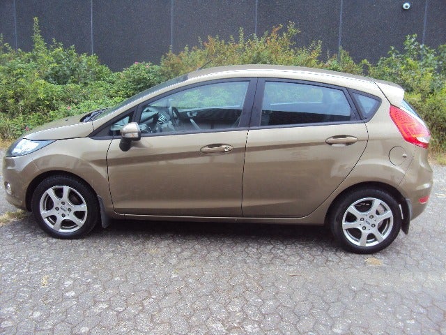 Ford Fiesta 1,25 60 Ambiente 5d