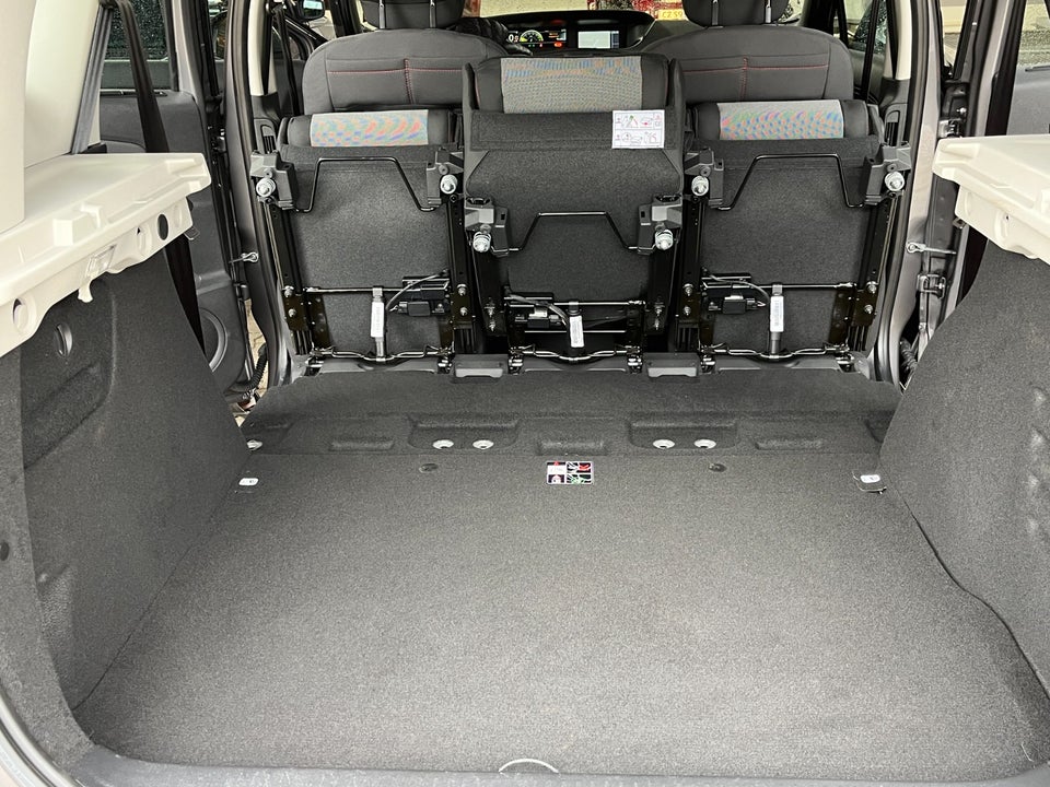 Renault Scenic III 1,6 16V Expression 5d