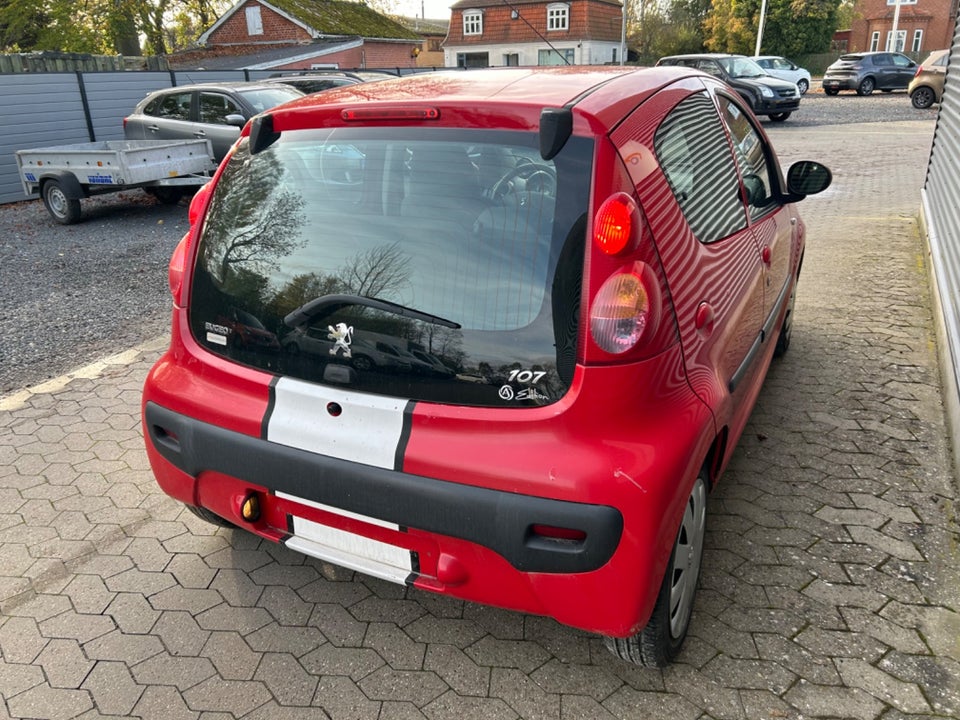 Peugeot 107 1,0  5d