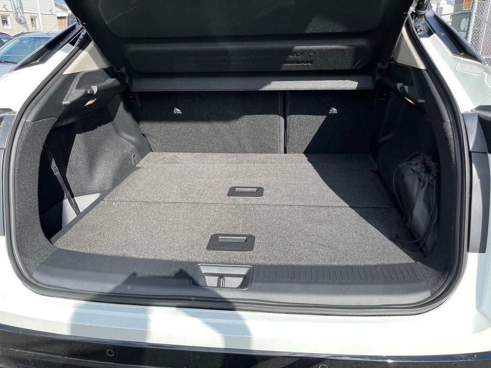 Nissan Ariya 63 Advance 5d