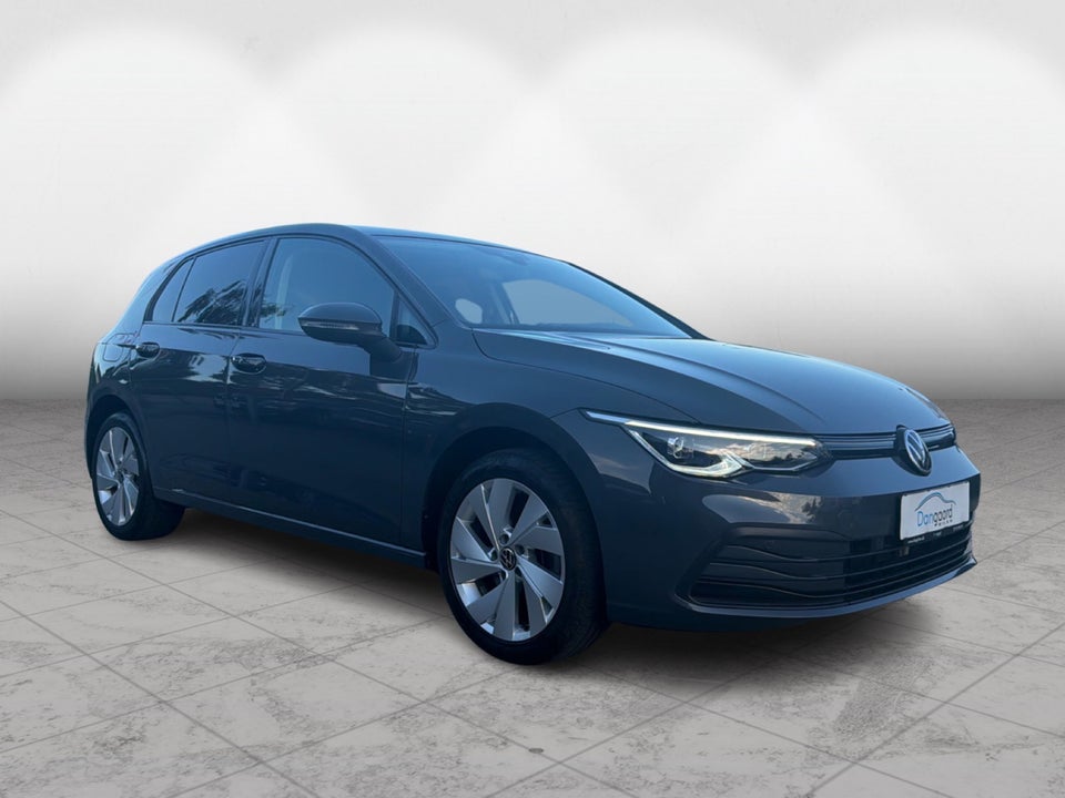 VW Golf VIII 1,4 eHybrid DSG 5d