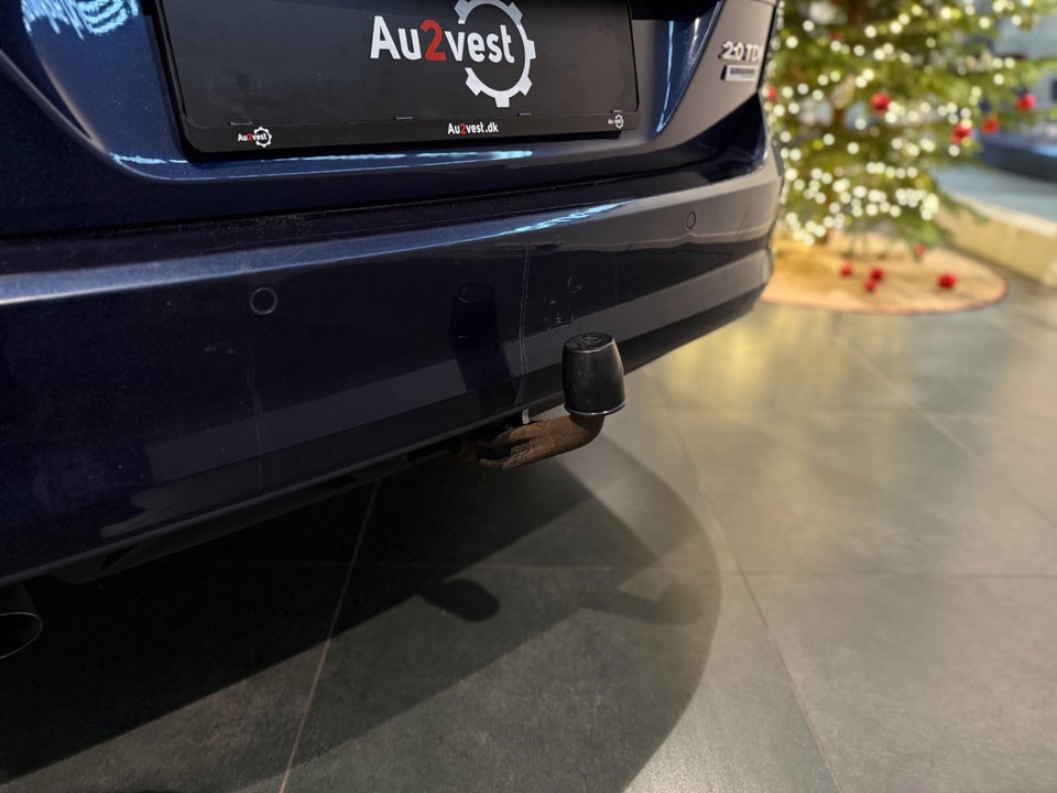 VW Golf VII 2,0 TDi 150 Comfortline Variant BM 5d