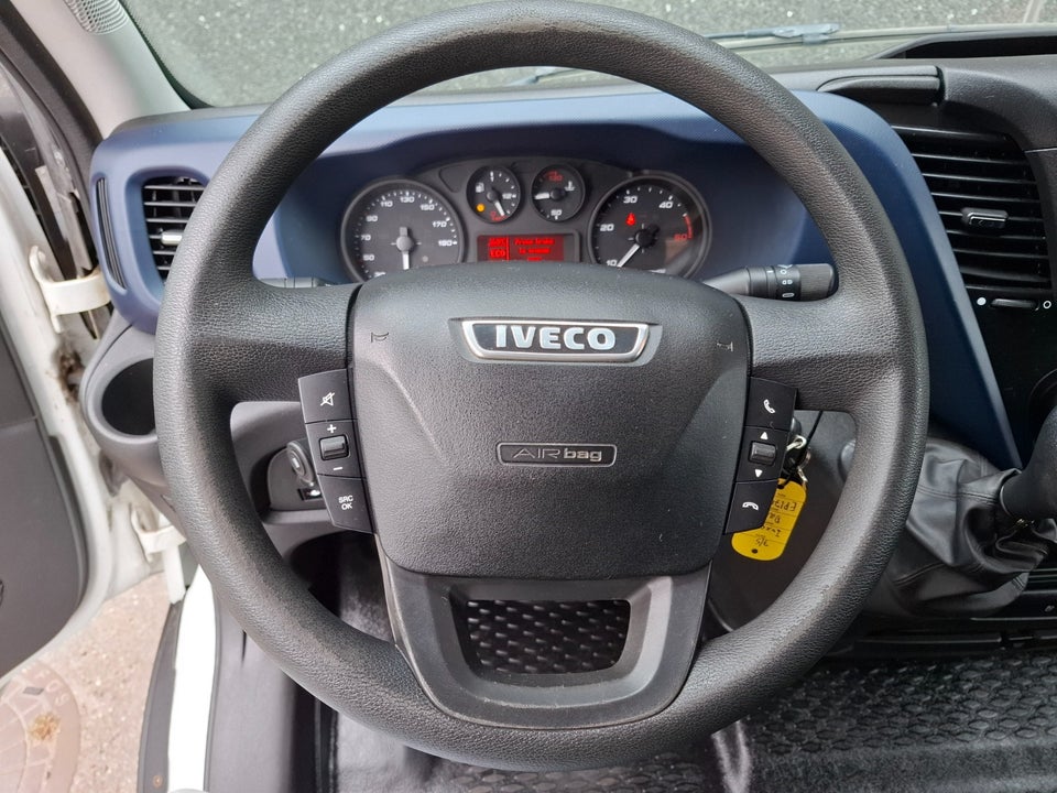 Iveco Daily 2,3 35S16 Alukasse m/lift AG8 2d
