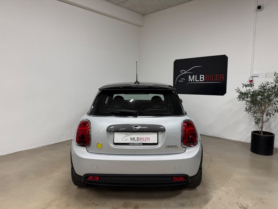 MINI Cooper SE Experience 3d