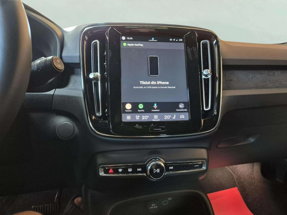 Volvo XC40 P6 ReCharge Core 5d