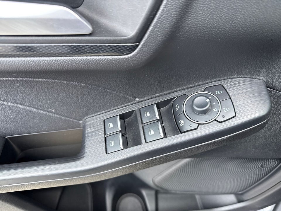 Ford Kuga 2,5 PHEV Graphite Tech CVT 5d