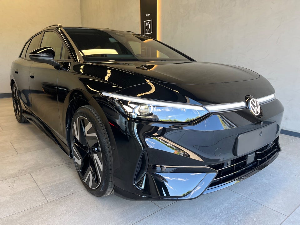 VW ID.7 86 Style S Tourer 5d
