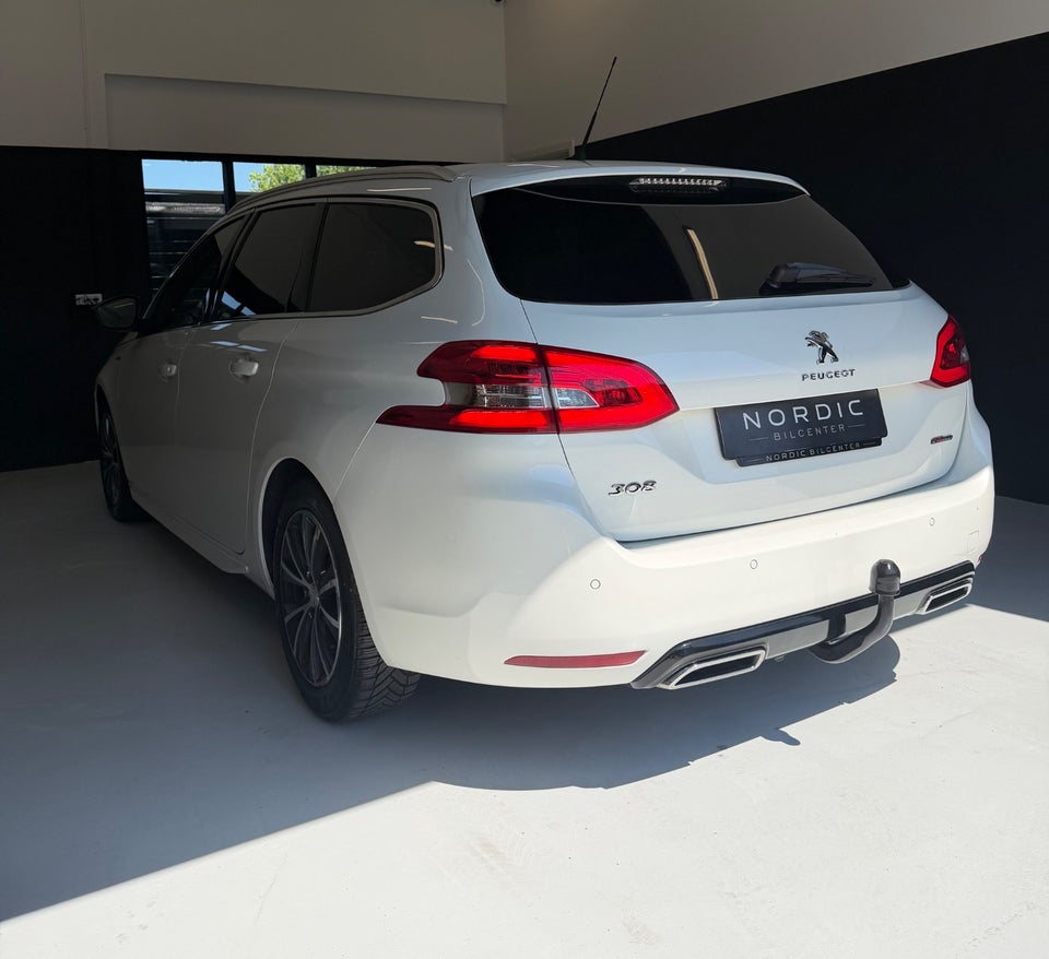 Peugeot 308 1,2 e-THP 130 GT Line SW EAT6 5d