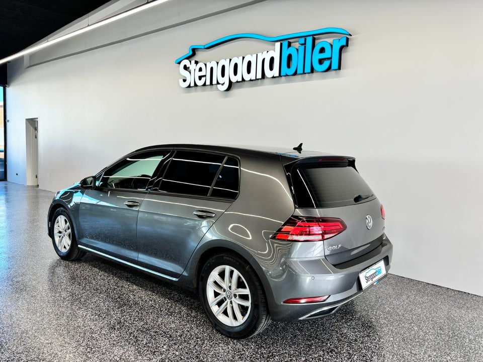 VW Golf VII 1,5 TSi 130 Comfortline DSG 5d