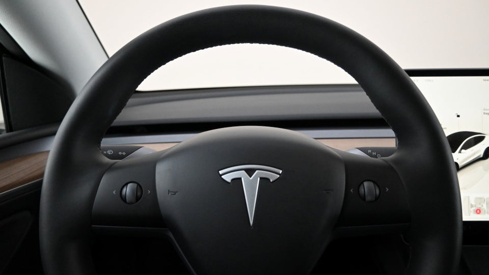 Tesla Model Y Performance AWD 5d