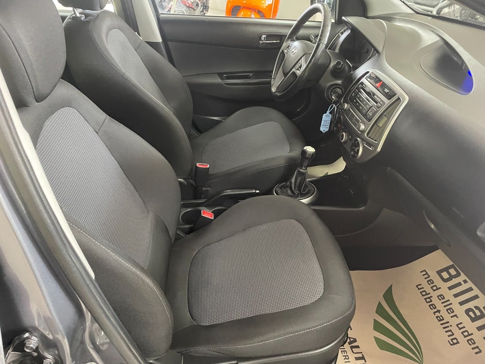 Hyundai i20 1,25 Classic XTR 5d