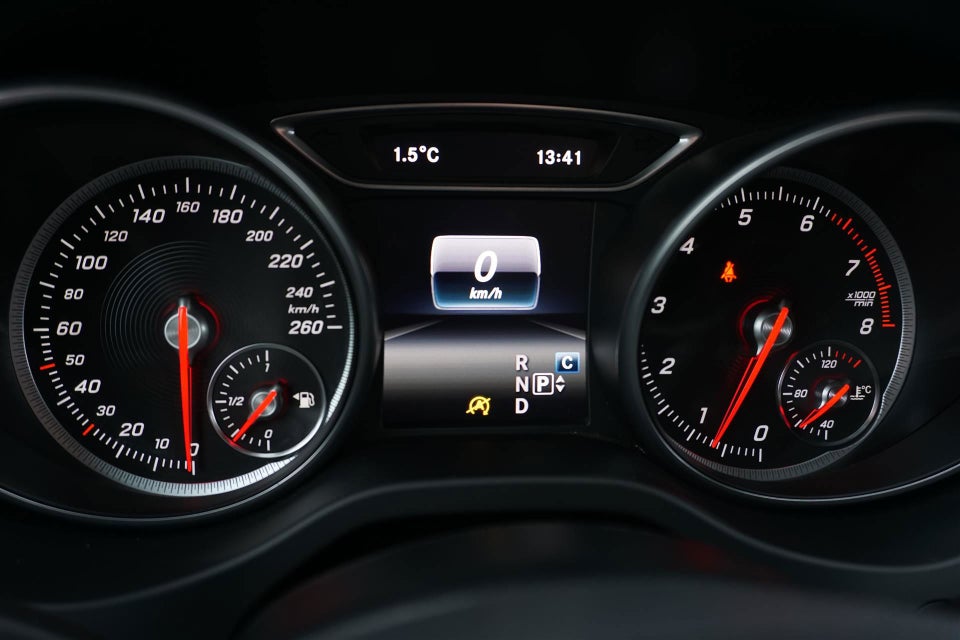 Mercedes CLA200 1,6 Shooting Brake aut. 5d