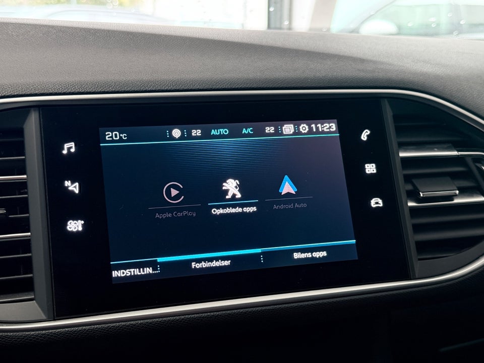 Peugeot 308 1,5 BlueHDi 130 Allure Pack 5d