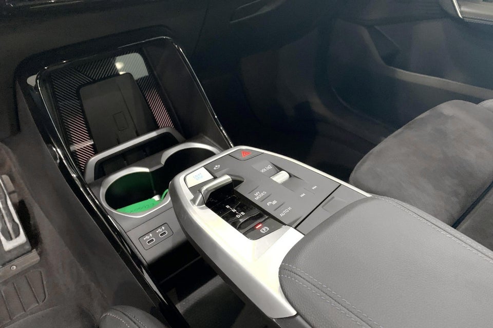 BMW iX1 xDrive30 M-Sport 5d