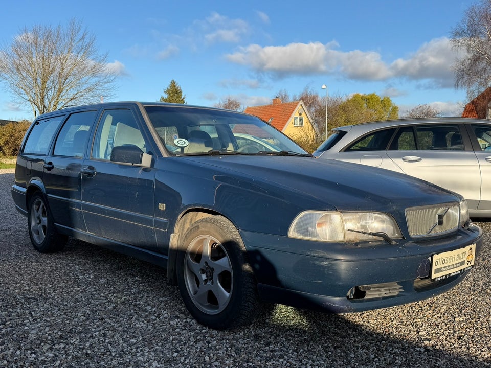Volvo V70 2,0  5d