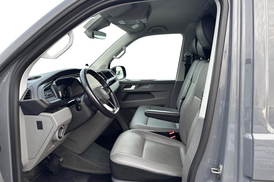 VW Transporter 2,0 TDi 150 Kassevogn DSG kort