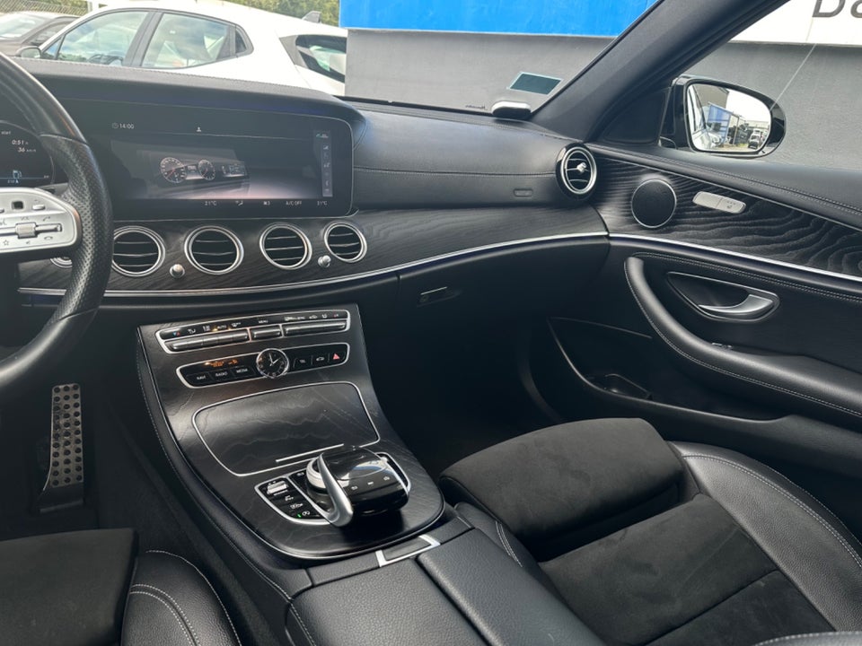 Mercedes E300 2,0 AMG Line aut. 4d