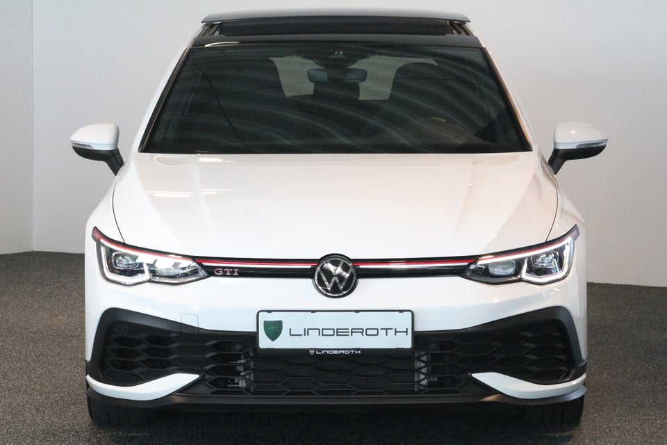 VW Golf VIII 2,0 GTi Clubsport DSG Van 5d