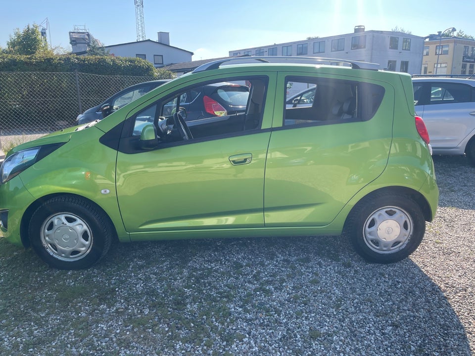 Chevrolet Spark 1,0 LT 5d