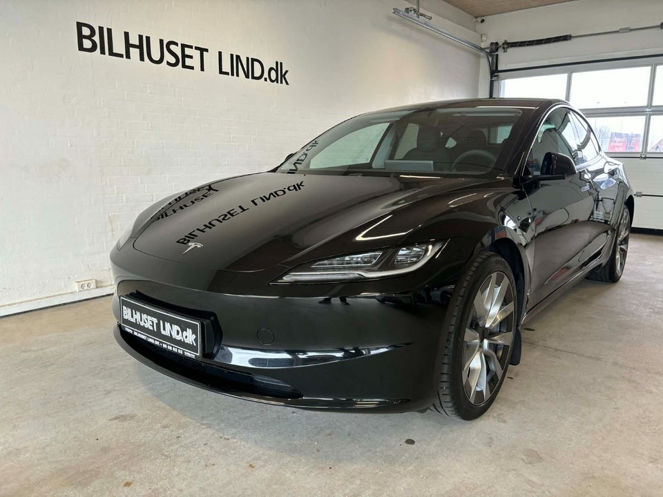 Tesla Model 3 Long Range AWD 4d