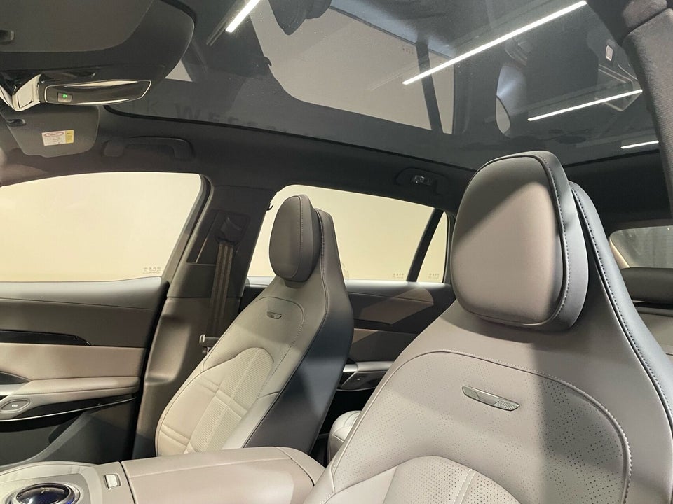 Hongqi EHS7 111 Exclusive 5d