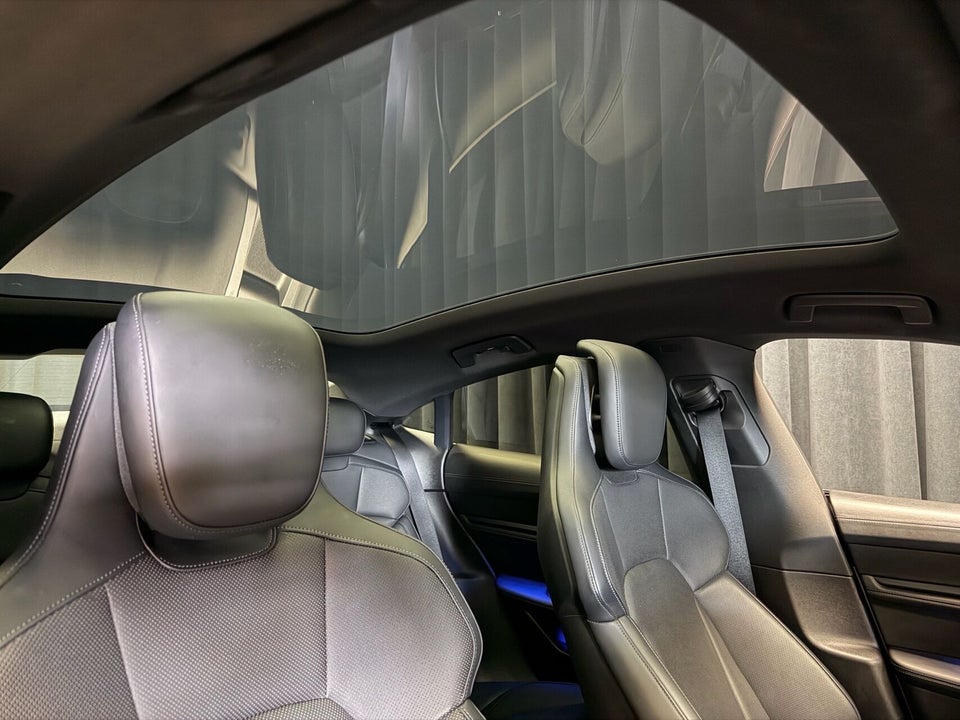 Porsche Taycan Performance+ 4d