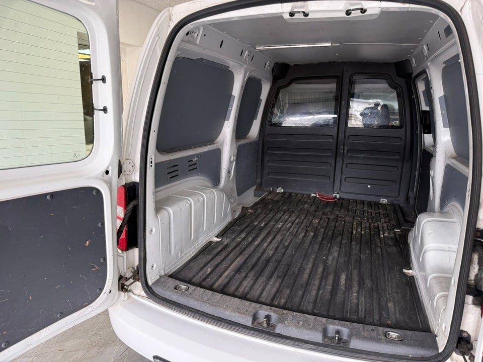 VW Caddy Maxi 1,6 TDi 102 BMT Van 4d