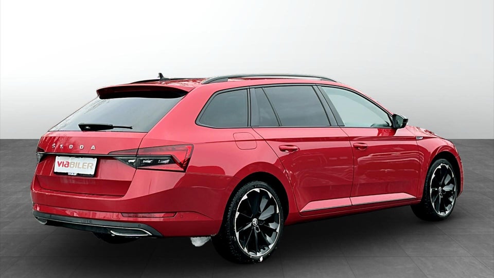 Skoda Superb 1,4 TSi iV Sportline Combi DSG 5d