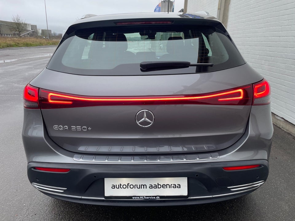 Mercedes EQA250+ AMG Line Premium 5d