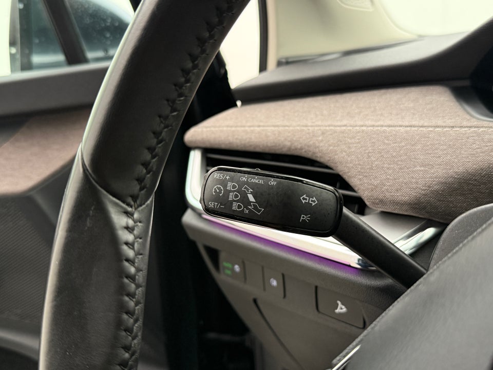 Skoda Enyaq 80 iV Lodge 5d