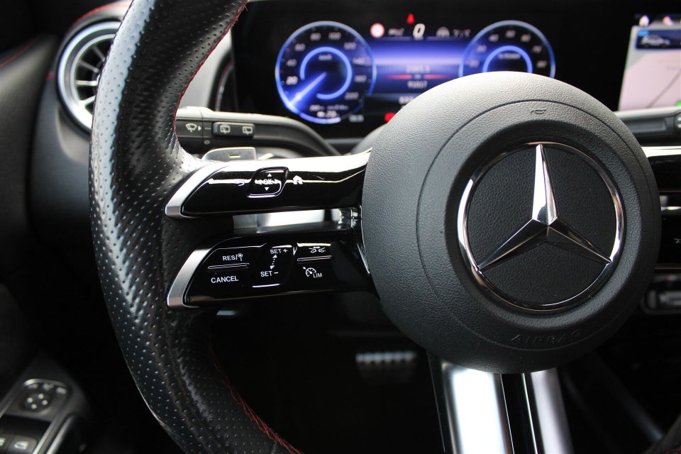 Mercedes EQB350 AMG Advance 4Matic 5d
