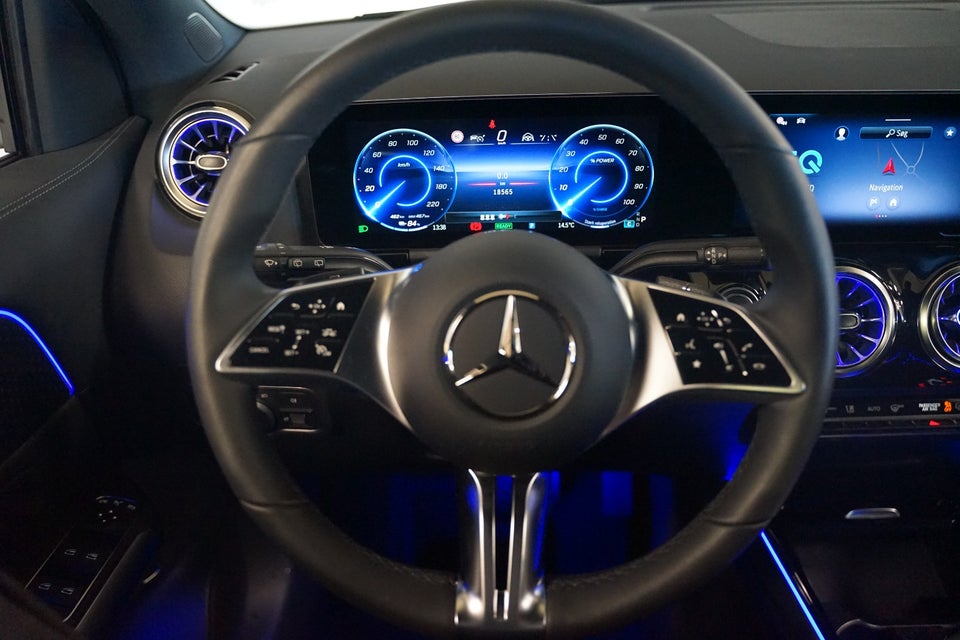 Mercedes EQA250+ Progressive 5d