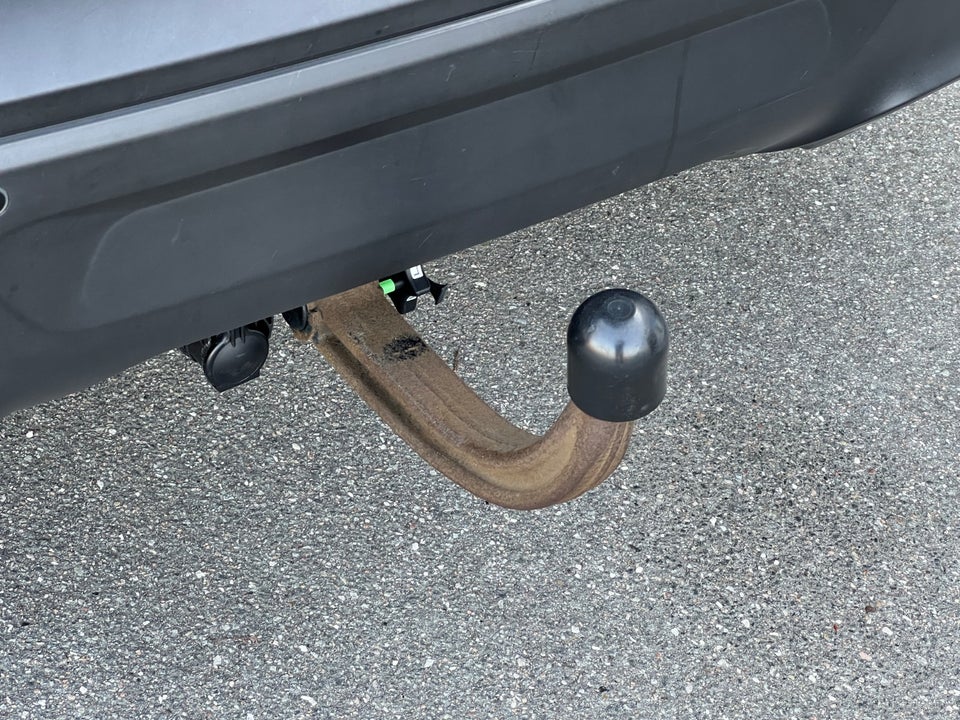 Citroën C5 Aircross 1,6 Hybrid Shine Sport EAT8 5d