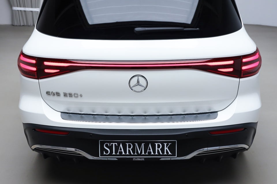 Mercedes EQB250+ AMG Advance 5d