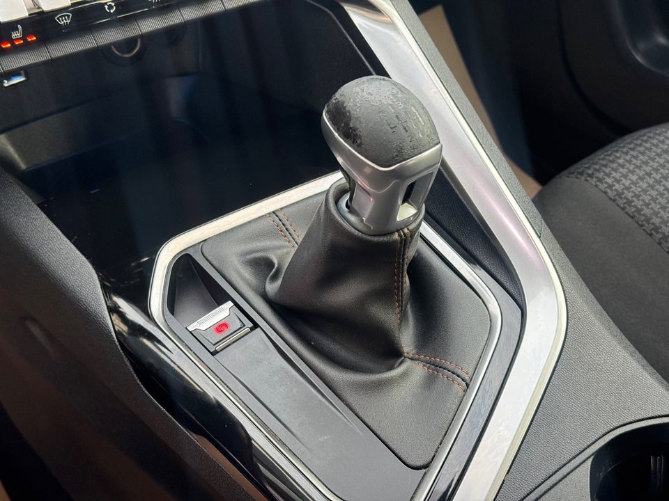 Peugeot 3008 1,6 BlueHDi 120 Active 5d