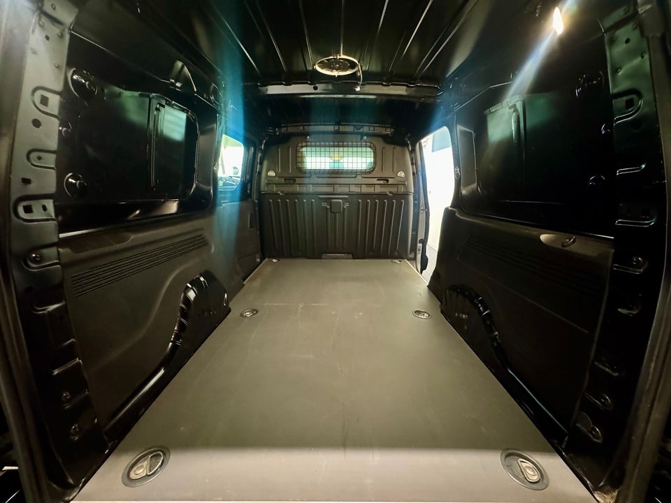 Citroën Berlingo 1,5 BlueHDi 130 L2 ProffLine+ EAT8 Van