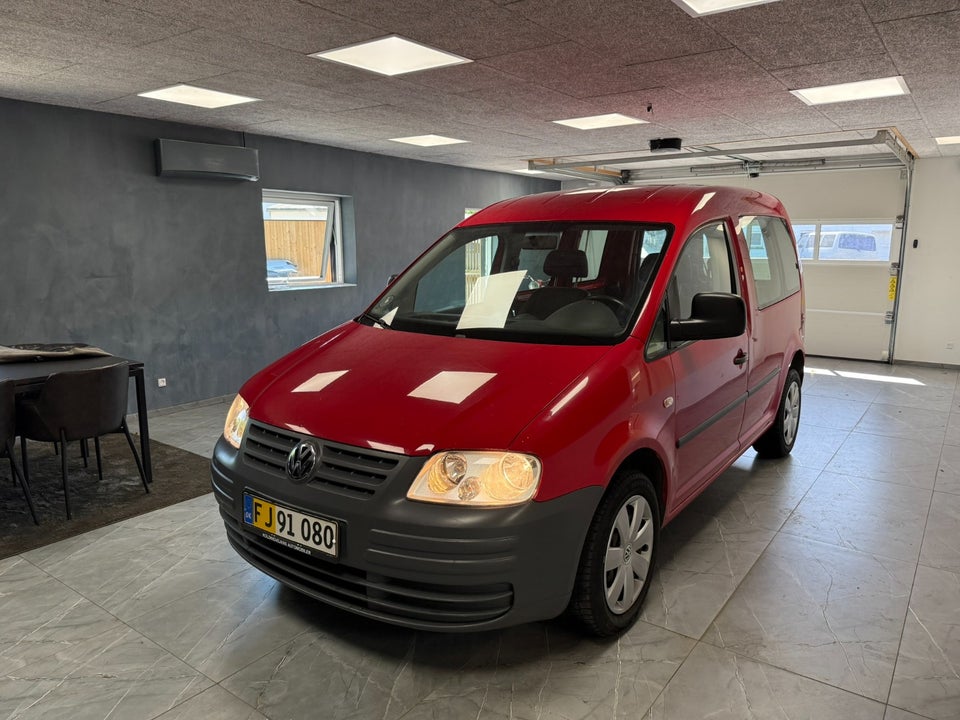 VW Caddy 1,9 TDi Life DSG 5d