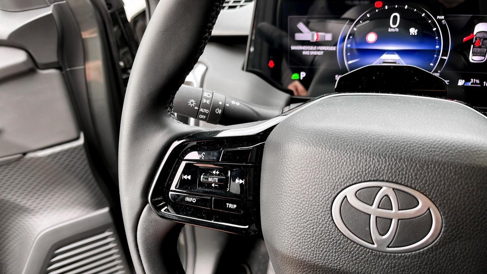 Toyota Urban Cruiser 61 Active 5d